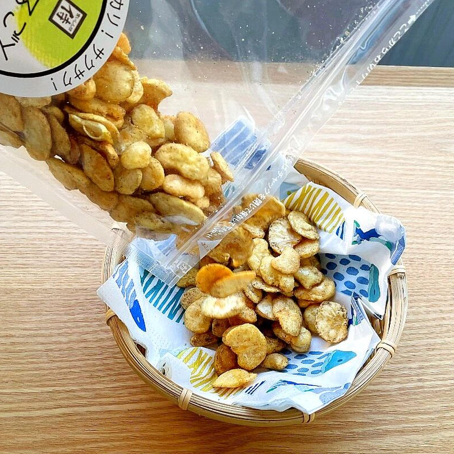 素材まるごと揚げそら豆 ブラックペッパー